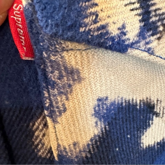 Supreme Cropped Distressed Bleached Shirt - Picture 5 of 9